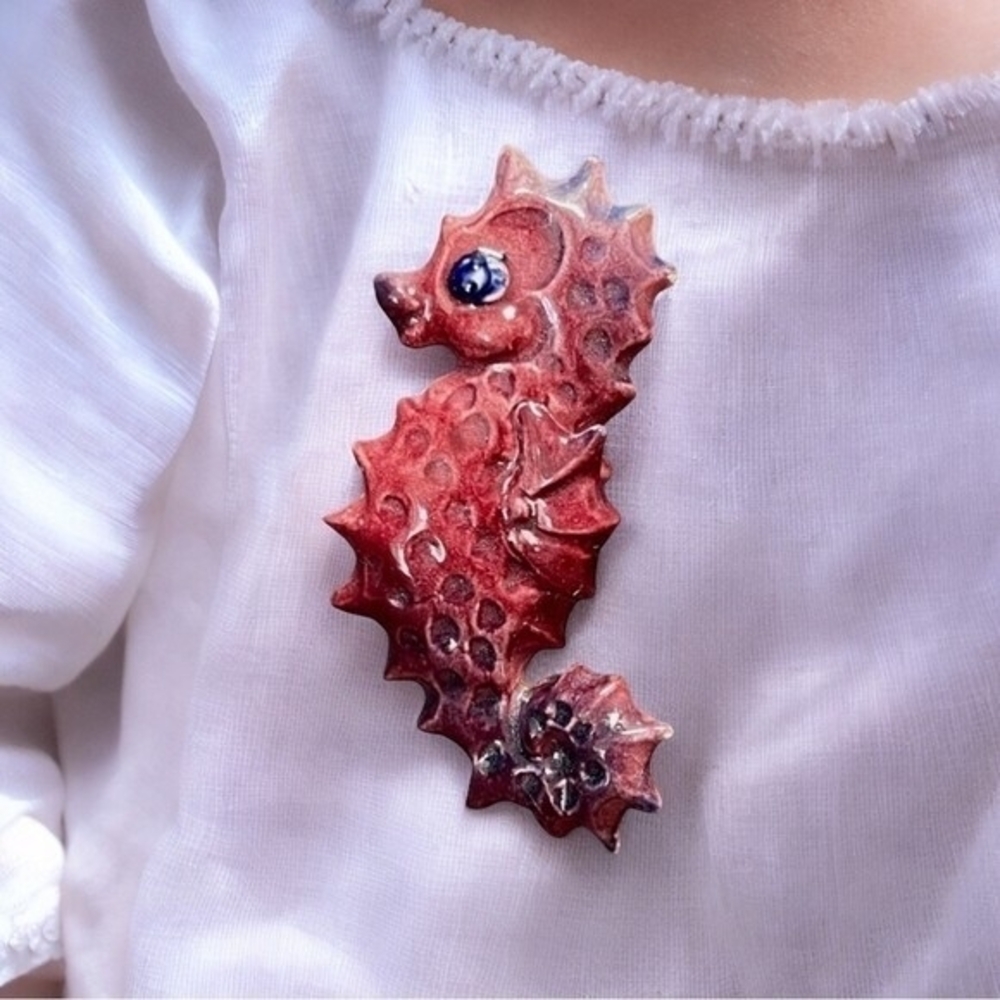 Vintage 3D Seahorse Enamel Brooch Pin Coastal Pink Gray 2.5" Costume Jewelry
